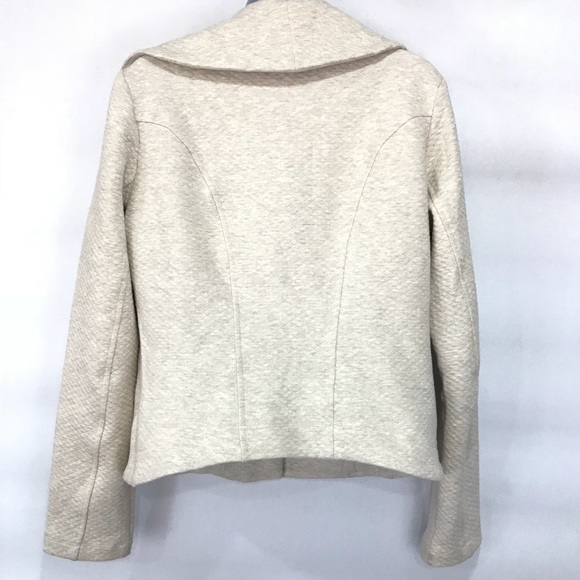 CABI Quilted Ryder Moto Jacket Cream Zip Up - Picture 3 of 4